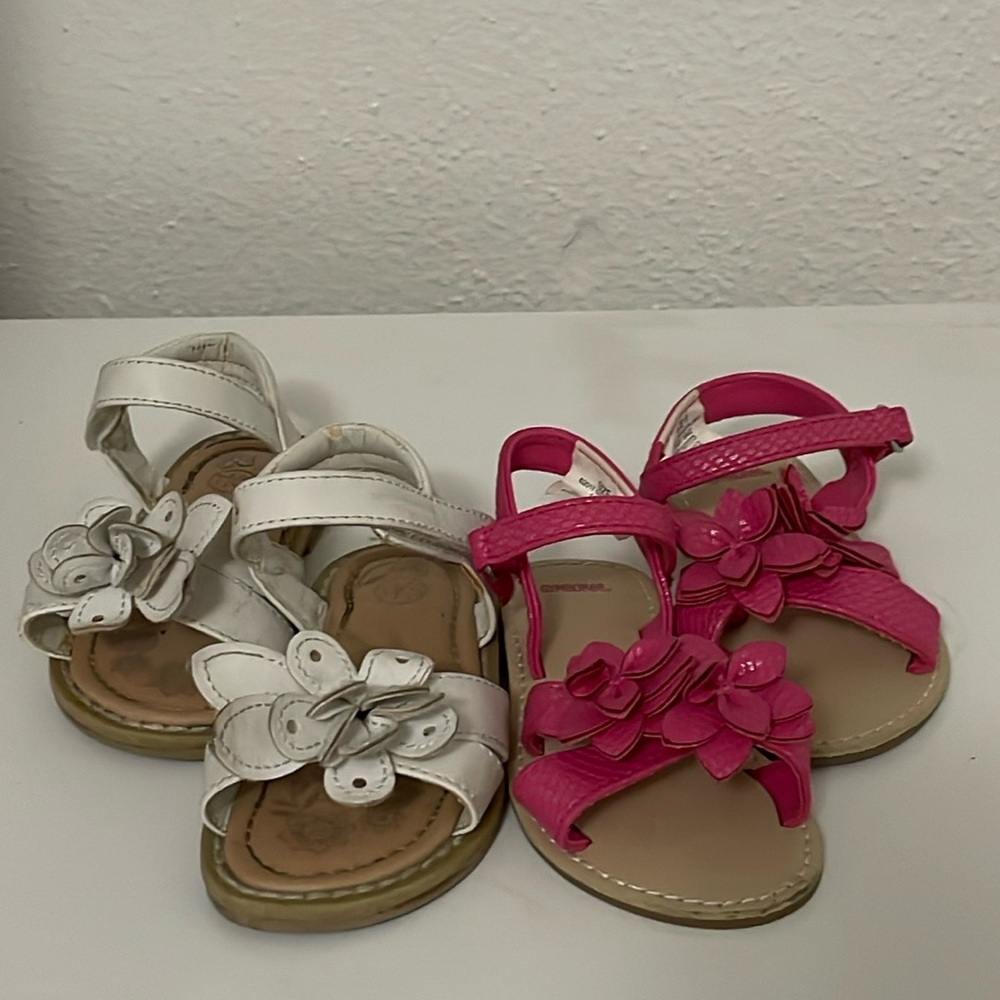2 PAIRS LEATHER SANDALS!! Toddler size 6
